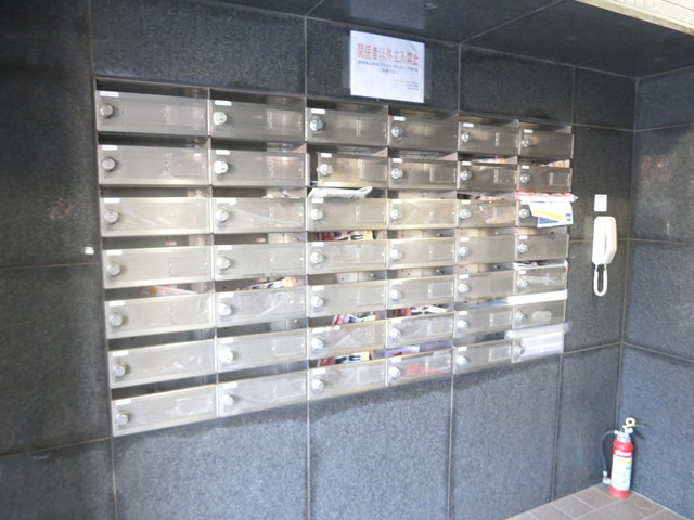 その他共有部分　プライバシーに配慮したメールボックス。