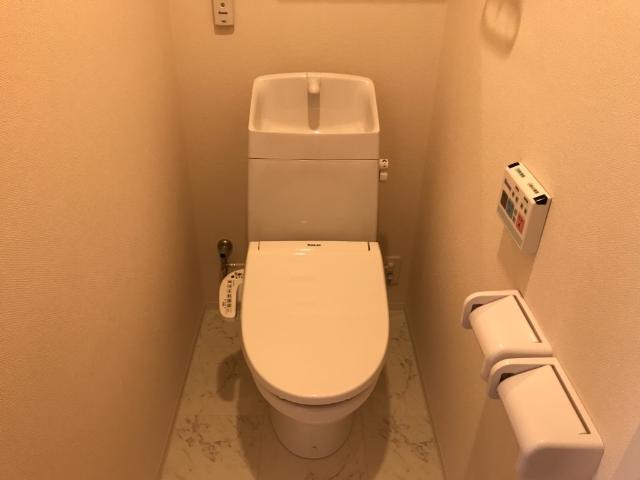 トイレ　シャワー付トイレ