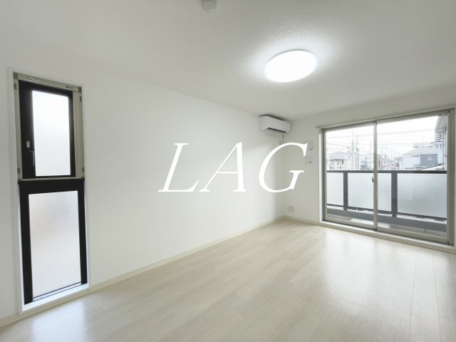 居室・リビング　洋室のお部屋です。（同仕様です。）