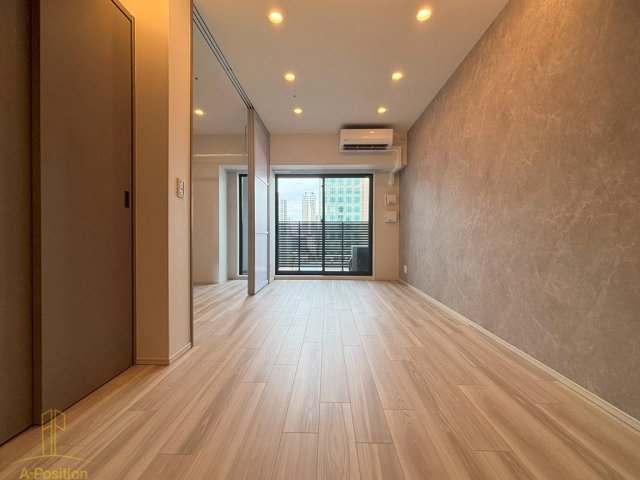 居室・リビング　コンフォリア・リヴ北浜淡路町