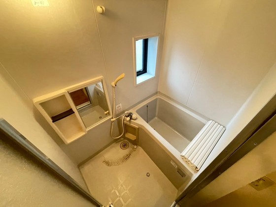 バス・シャワールーム　※写真は別号室です。