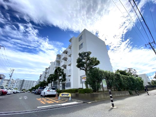 建物外観　鉄筋コンクリート造の丈夫な造り★