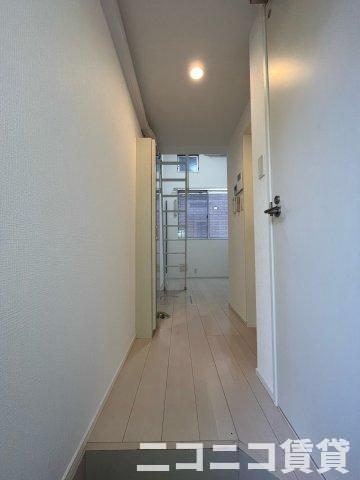 玄関　別号室イメージの為、現状を優先致します。