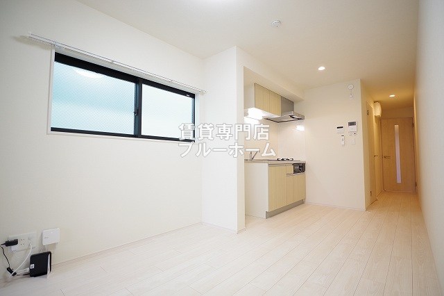 居室・リビング　9.1帖の広いリビングです！