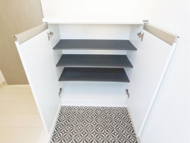 玄関　参考写真