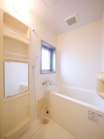 バス・シャワールーム　※別部屋の参考写真となります※現況優先※