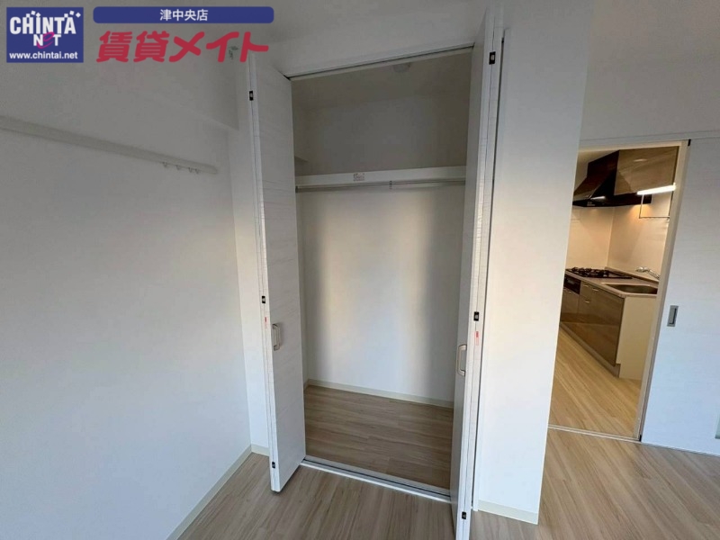 収納　同型参考写真