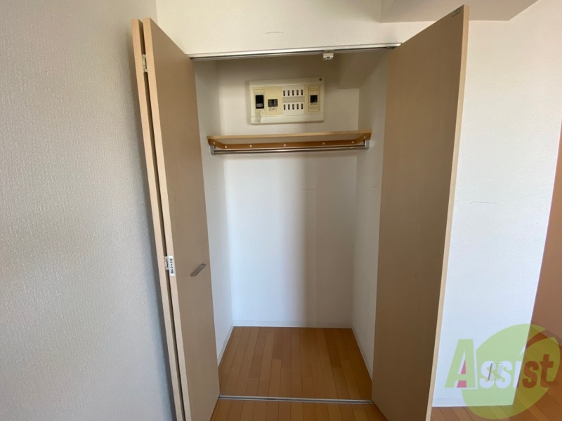 収納　クローゼットがありました。お洋服や荷物はここへ