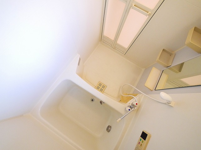 バス・シャワールーム　お風呂です