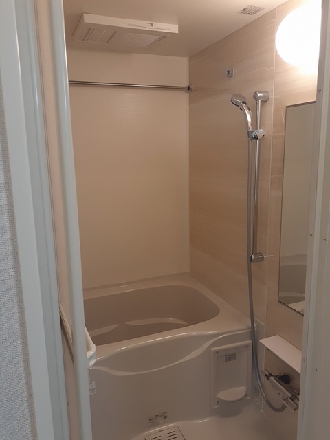 バス・シャワールーム　日々の疲れを癒すお風呂です♪