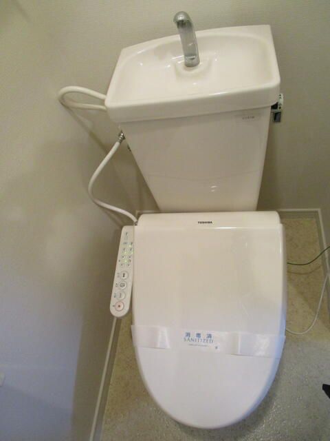 トイレ　落ち着いたトイレです