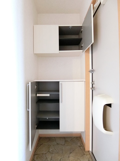 玄関　シンプルで使いやすい玄関です