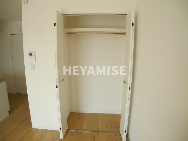 収納　※別の号室の内装写真です。