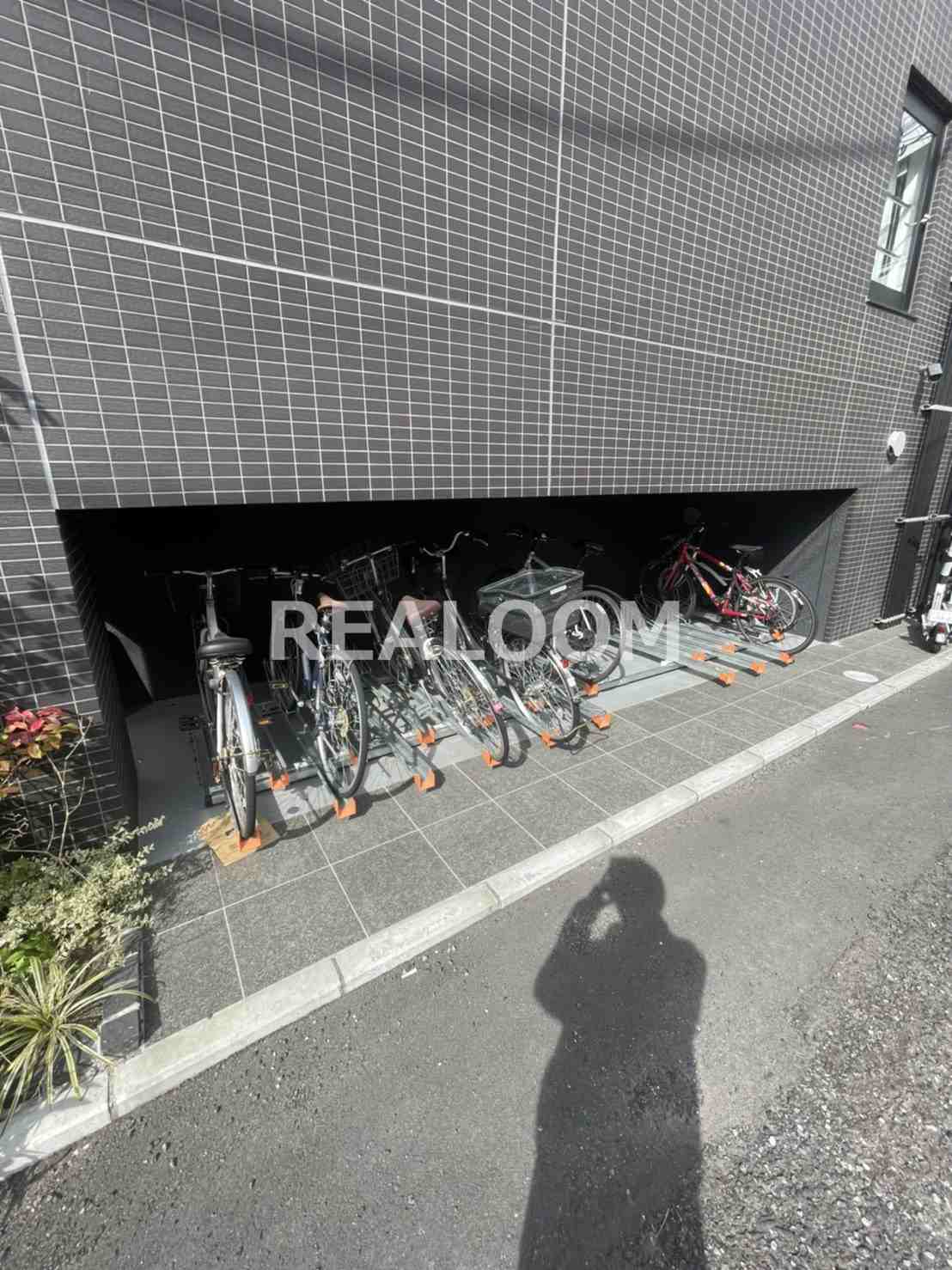 駐車場　写真と現況が異なる場合は現況を優先いたします。