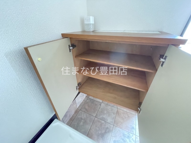 収納　同型別部屋写真