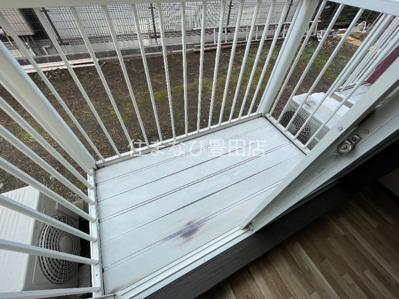 バルコニー　同型別部屋写真