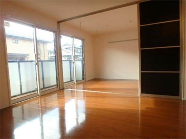 居室・リビング　１３帖のリビングです