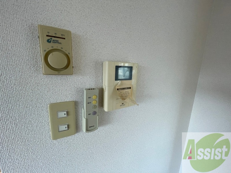 セキュリティ　ＴＶモニター付インターホンです。来客者の顔が見えるので安心！