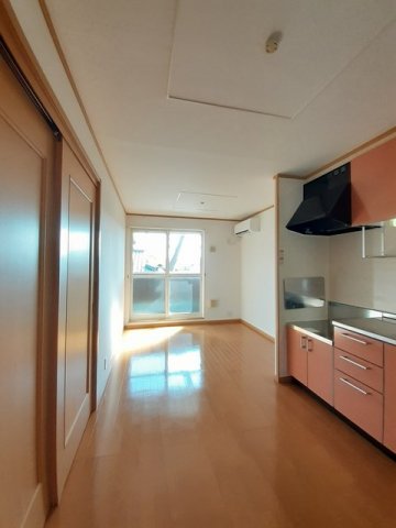 居室・リビング　ゆったりとした居間です