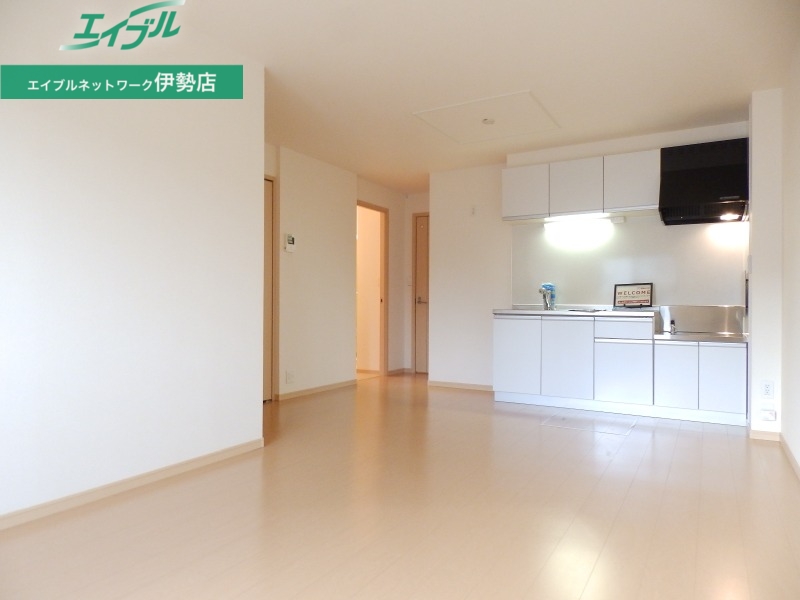 居室・リビング　同型参考写真