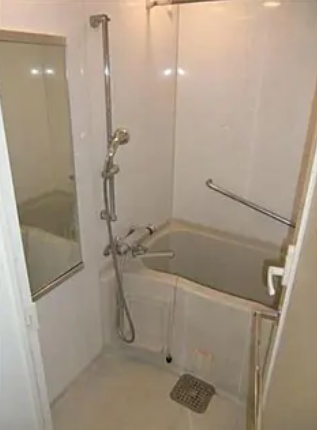 バス・シャワールーム　風呂