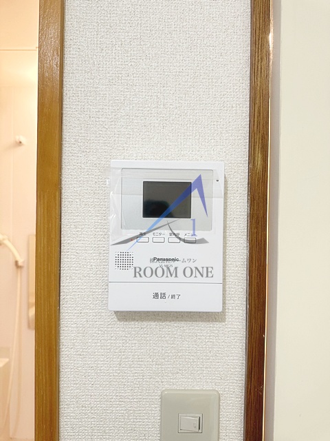 セキュリティ　モニター付インターホンです。