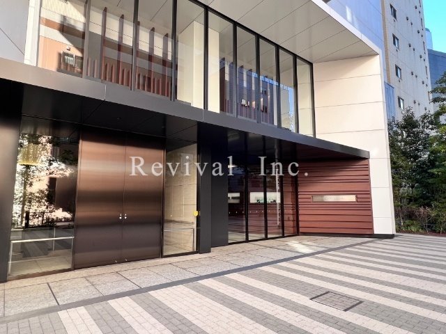 エントランス　雰囲気の良いエントランスファサード