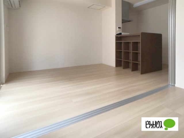 居室・リビング　ＬＤＫ８．７帖