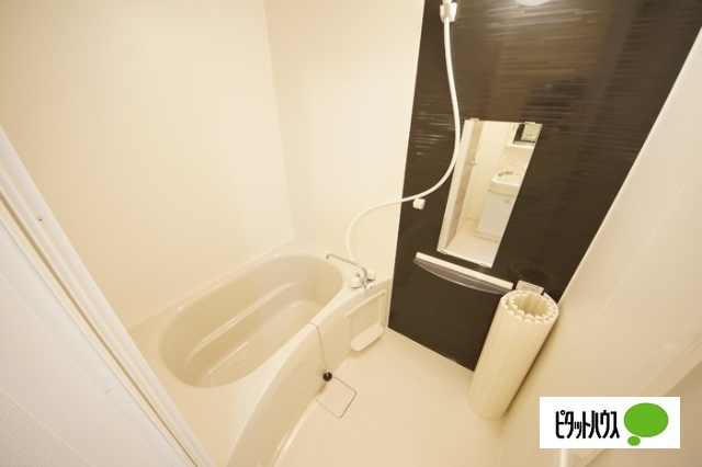 バス・シャワールーム　他のお部屋のお写真です