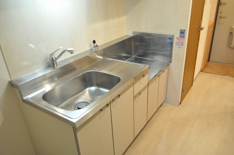 キッチン　２口ガスコンロ設置可能