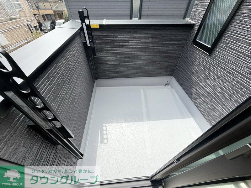 バルコニー　バルコニー