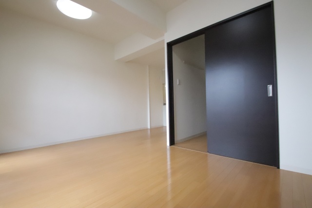 居室・リビング　※別号室の参考写真です※