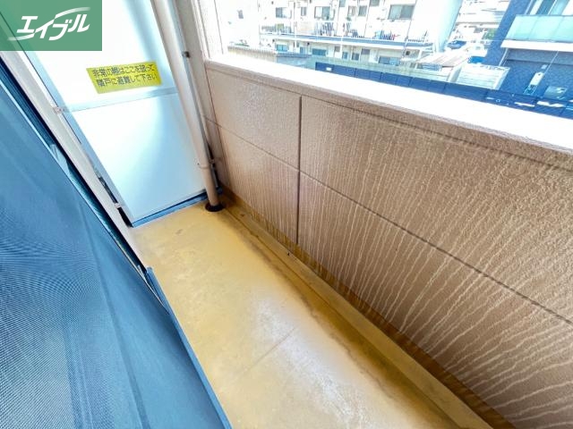 バルコニー　ベランダ