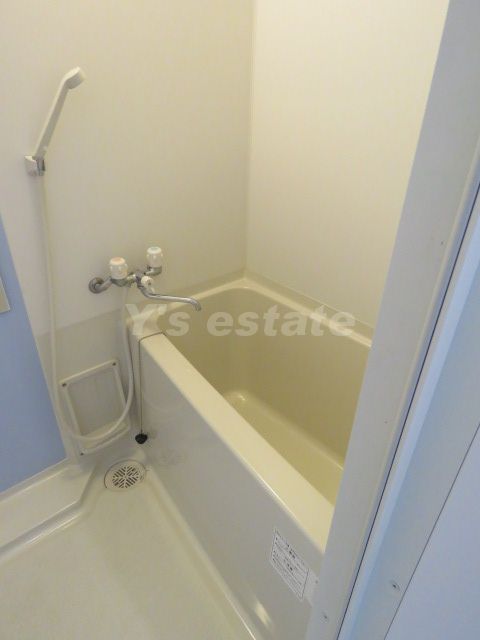 バス・シャワールーム　この写真の反転タイプです