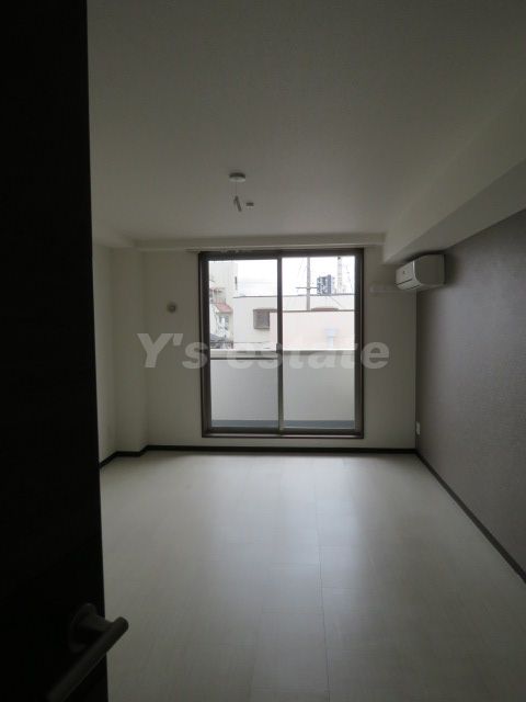 居室・リビング　この写真の反転タイプです