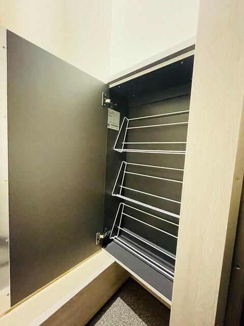 玄関　下駄箱がついているので、片付いた玄関をキープできます！