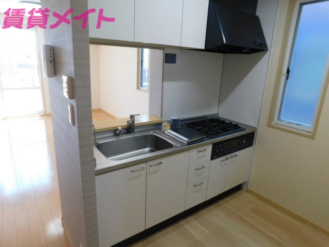 キッチン　同物件別室写真
