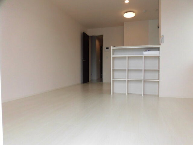 居室・リビング　１０１　ＬＤＫ