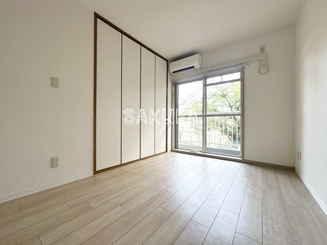 居室・リビング　使いやすい形の為、レイアウトを楽しめます♪