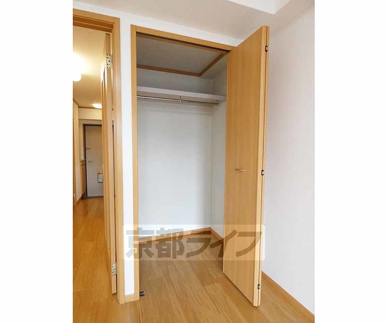 収納　収納スペースばっちりなクローゼットです・