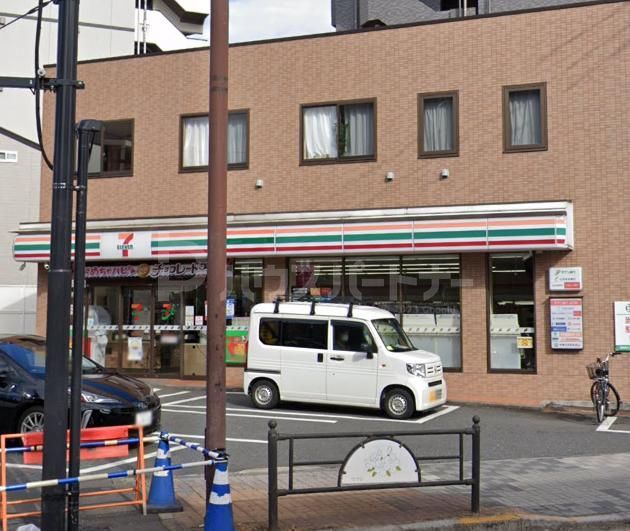 コンビニ　セブンイレブン練馬豊玉中2丁目店（コンビニ）まで380m