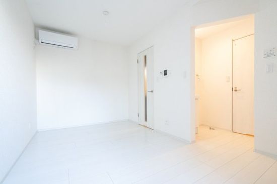 居室・リビング　別部屋参考写真となります