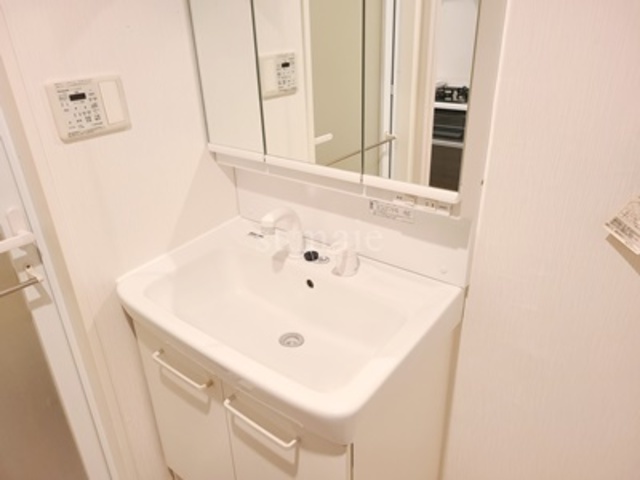 洗面設備　独立洗面台です☆