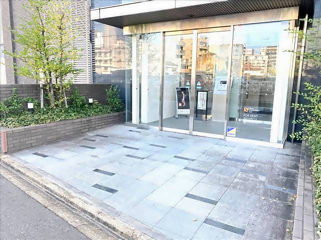 エントランス　綺麗なエントランスです。