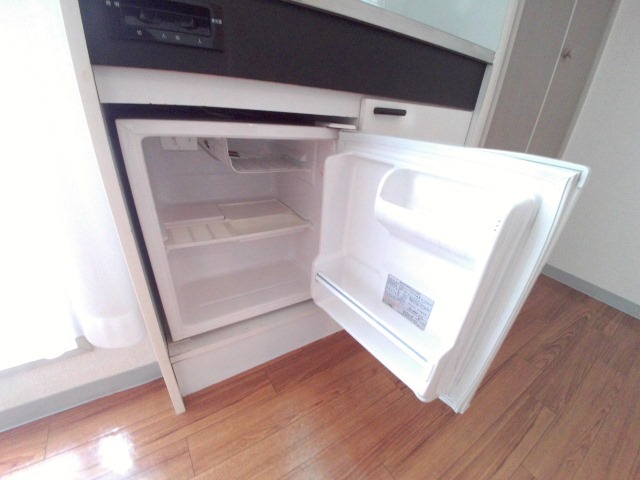 その他　ミニ冷蔵付きのキッチン