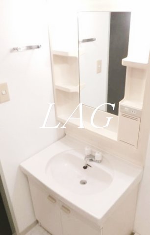洗面設備　洗面台です。