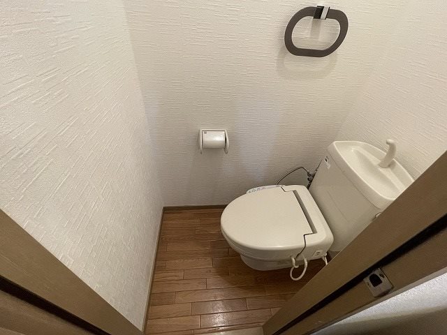 トイレ　同マンション別部屋