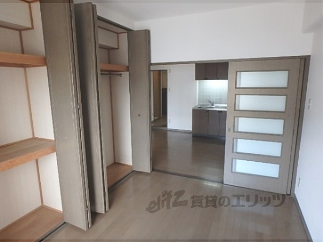 居室・リビング　洋室