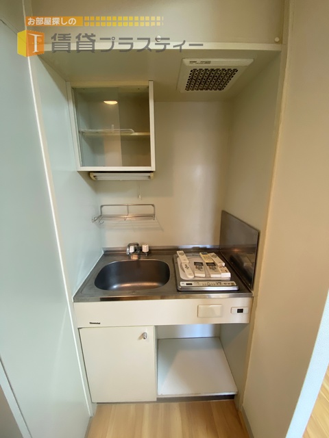 キッチン　簡単な自炊ならできそうです。