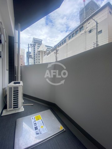 バルコニー　セレニテ本町リアン　バルコニー